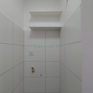 Apartamento com 42m², 1 dormitório, 1 vaga, no bairro Lourdes em Caxias do Sul para Alugar