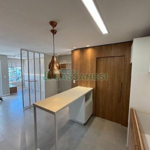 Apto Mobiliado com 42m², 1 dormitório, 1 vaga, no bairro Lourdes em Caxias do Sul para Alugar
