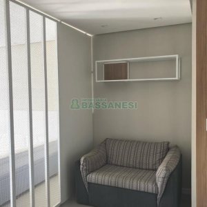 Apto Mobiliado com 42m², 1 dormitório, 1 vaga, no bairro Lourdes em Caxias do Sul para Alugar