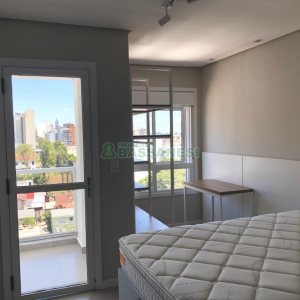 Apto Mobiliado com 42m², 1 dormitório, 1 vaga, no bairro Lourdes em Caxias do Sul para Alugar