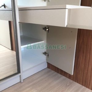 Apartamento com 40m², 2 dormitórios, 1 vaga, no bairro Petrópolis em Caxias do Sul para Alugar