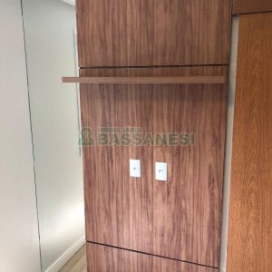 Apartamento com 40m², 2 dormitórios, 1 vaga, no bairro Petrópolis em Caxias do Sul para Alugar