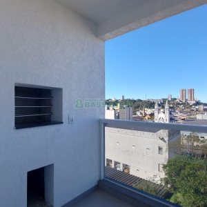 Apartamento com 42m², 1 dormitório, 1 vaga, no bairro Lourdes em Caxias do Sul para Alugar