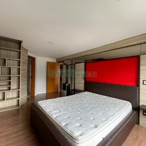 Apto Mobiliado com 260m², 3 dormitórios, 3 vagas, no bairro Centro em Caxias do Sul para Alugar