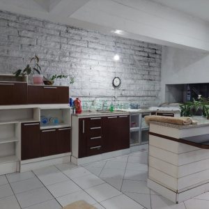 Casa com 477m², 4 dormitórios, 5 vagas, no bairro Madureira em Caxias do Sul para Comprar