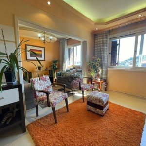 Apto Mobiliado com 82m², 2 dormitórios, 1 vaga, no bairro Santa Catarina em Caxias do Sul para Comprar