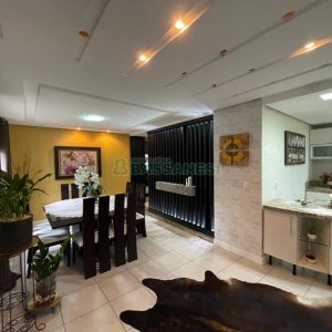 Casa com 190m², 3 dormitórios, 1 vaga, no bairro Jardim Eldorado em Caxias do Sul para Alugar