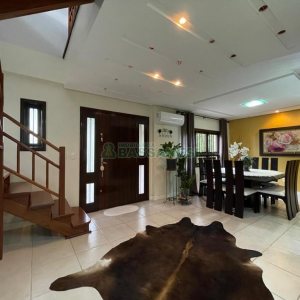 Casa com 190m², 3 dormitórios, 1 vaga, no bairro Jardim Eldorado em Caxias do Sul para Alugar