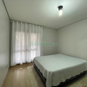 Casa com 190m², 3 dormitórios, 1 vaga, no bairro Jardim Eldorado em Caxias do Sul para Alugar