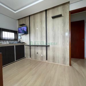 Casa com 190m², 3 dormitórios, 1 vaga, no bairro Jardim Eldorado em Caxias do Sul para Alugar