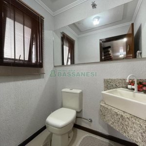 Casa com 190m², 3 dormitórios, 1 vaga, no bairro Jardim Eldorado em Caxias do Sul para Alugar