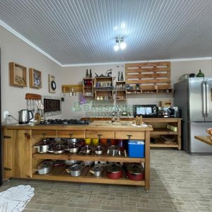 Casa com 190m², 3 dormitórios, 1 vaga, no bairro Jardim Eldorado em Caxias do Sul para Alugar