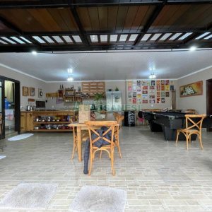 Casa com 190m², 3 dormitórios, 1 vaga, no bairro Jardim Eldorado em Caxias do Sul para Alugar