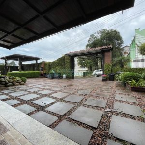 Casa com 190m², 3 dormitórios, 1 vaga, no bairro Jardim Eldorado em Caxias do Sul para Alugar