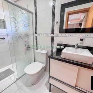 Apartamento com 165m², 3 dormitórios, 2 vagas, no bairro Charqueadas em Caxias do Sul para Comprar