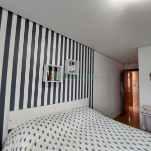 Apartamento com 82m², 2 dormitórios, 2 vagas, no bairro Kayser em Caxias do Sul para Comprar