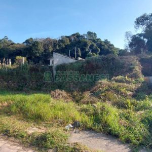 Terreno com 394m², no bairro Charqueadas em Caxias do Sul para Comprar