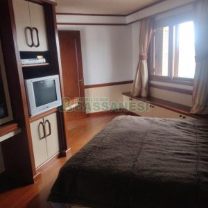 Apartamento com 259m², 4 dormitórios, 2 vagas, no bairro Pio X em Caxias do Sul para Comprar