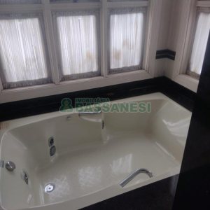 Apartamento com 259m², 4 dormitórios, 2 vagas, no bairro Pio X em Caxias do Sul para Comprar