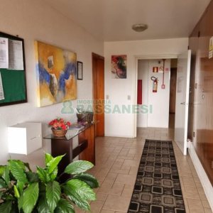 Apartamento com 63m², 2 dormitórios, 1 vaga, no bairro Marechal Floriano em Caxias do Sul para Comprar