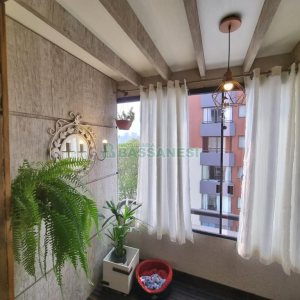 Apartamento com 63m², 2 dormitórios, 1 vaga, no bairro Marechal Floriano em Caxias do Sul para Comprar