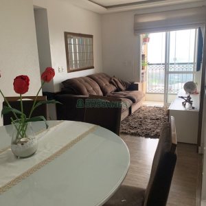 Apartamento com 72m², 3 dormitórios, 1 vaga, no bairro Santa Catarina em Caxias do Sul para Comprar