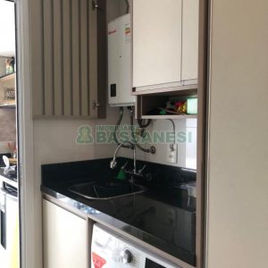 Apto Mobiliado com 90m², 2 dormitórios, 3 vagas, no bairro Charqueadas em Caxias do Sul para Alugar