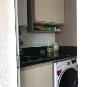 Apto Mobiliado com 90m², 2 dormitórios, 3 vagas, no bairro Charqueadas em Caxias do Sul para Alugar