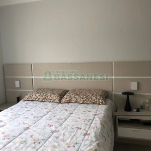 Apto Mobiliado com 90m², 2 dormitórios, 3 vagas, no bairro Charqueadas em Caxias do Sul para Alugar