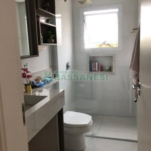 Apto Mobiliado com 90m², 2 dormitórios, 3 vagas, no bairro Charqueadas em Caxias do Sul para Alugar