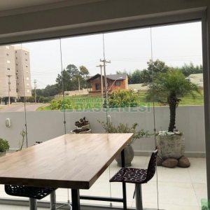 Apto Mobiliado com 90m², 2 dormitórios, 3 vagas, no bairro Charqueadas em Caxias do Sul para Alugar