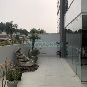 Apto Mobiliado com 90m², 2 dormitórios, 3 vagas, no bairro Charqueadas em Caxias do Sul para Alugar