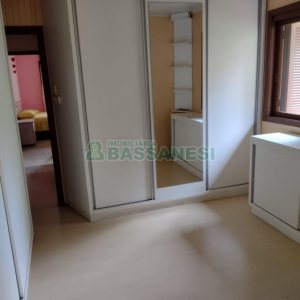 Casa com 228m², 3 dormitórios, 2 vagas, no bairro Panazzolo em Caxias do Sul para Comprar