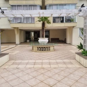 Apto Mobiliado com 100m², 2 dormitórios, 2 vagas, no bairro Santa Catarina em Caxias do Sul para Alugar