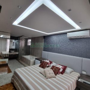 Apto Mobiliado com 100m², 2 dormitórios, 2 vagas, no bairro Santa Catarina em Caxias do Sul para Alugar