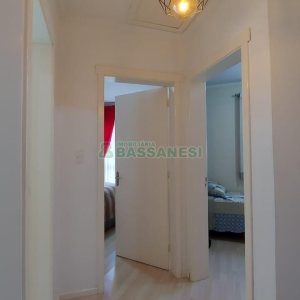 Sobrado com 86m², 3 dormitórios, 2 vagas, no bairro Interlagos em Caxias do Sul para Comprar