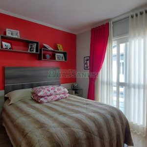 Sobrado com 86m², 3 dormitórios, 2 vagas, no bairro Interlagos em Caxias do Sul para Comprar