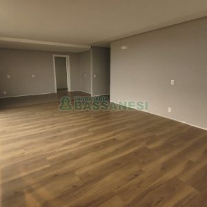 Apartamento com 174m², 3 dormitórios, 3 vagas, no bairro Sanvitto em Caxias do Sul para Alugar