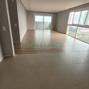 Apartamento com 174m², 3 dormitórios, 3 vagas, no bairro Sanvitto em Caxias do Sul para Alugar