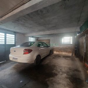 Casa com 450m², 4 dormitórios, 2 vagas, no bairro Lourdes em Caxias do Sul para Comprar