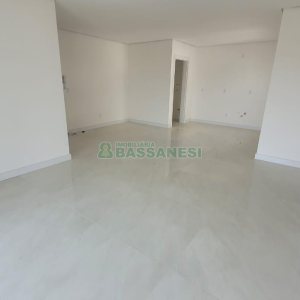 Apartamento com 149m², 3 dormitórios, 2 vagas, no bairro Altos do Seminario em Caxias do Sul para Comprar