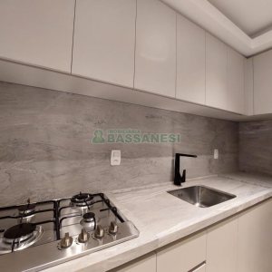 Apartamento com 104m², 3 dormitórios, 2 vagas, no bairro Universitário em Caxias do Sul para Comprar