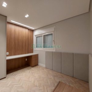 Apartamento com 104m², 3 dormitórios, 2 vagas, no bairro Universitário em Caxias do Sul para Comprar