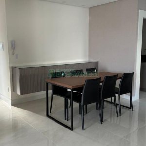 Apartamento com 96m², 3 dormitórios, 2 vagas, no bairro Altos do Seminario em Caxias do Sul para Comprar