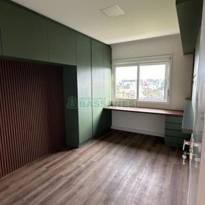 Apartamento com 96m², 3 dormitórios, 2 vagas, no bairro Altos do Seminario em Caxias do Sul para Comprar