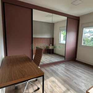 Apartamento com 96m², 3 dormitórios, 2 vagas, no bairro Altos do Seminario em Caxias do Sul para Comprar