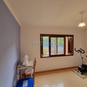 Sobrado com 185m², 3 dormitórios, 2 vagas, no bairro De Lazzer em Caxias do Sul para Comprar