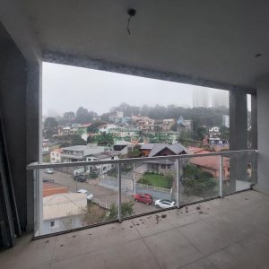 Apto/Cobertura com 195m², 3 dormitórios, 2 vagas, no bairro Universitário em Caxias do Sul para Comprar