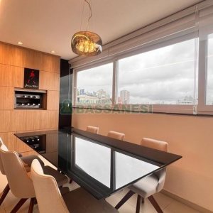 Apartamento com 140m², 3 dormitórios, 4 vagas, no bairro Madureira em Caxias do Sul para Alugar ou Comprar