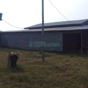 Chácara com 100m², 3 dormitórios, no bairro Criúva em Caxias do Sul para Comprar